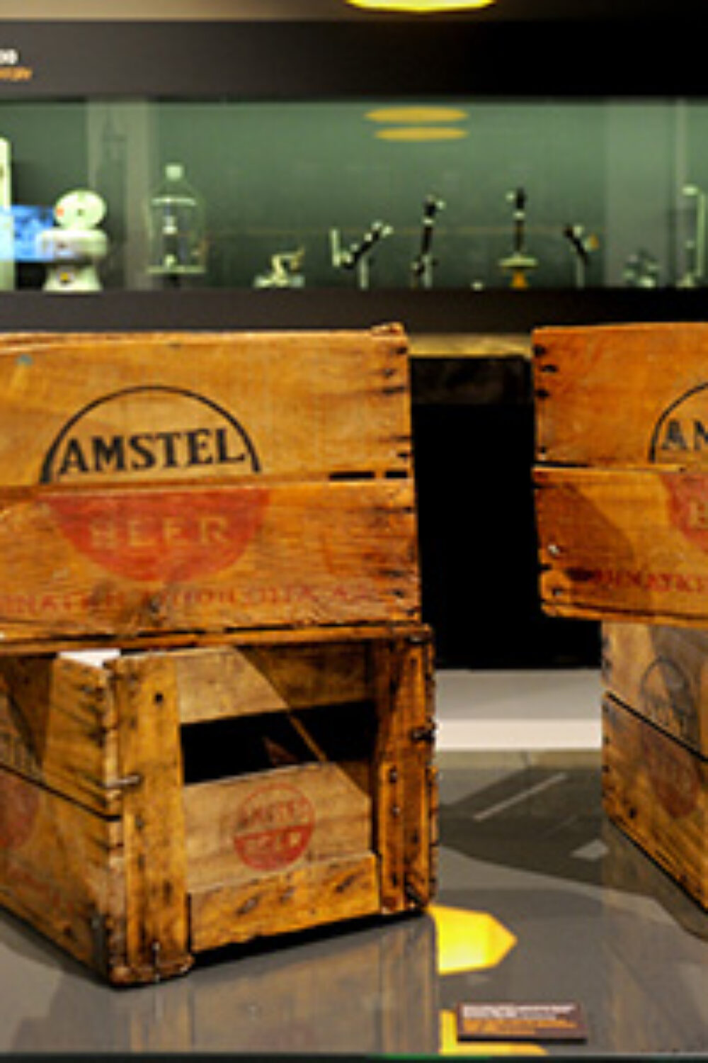 Athineo – Copyright Yiannis Velissaridis – Cover