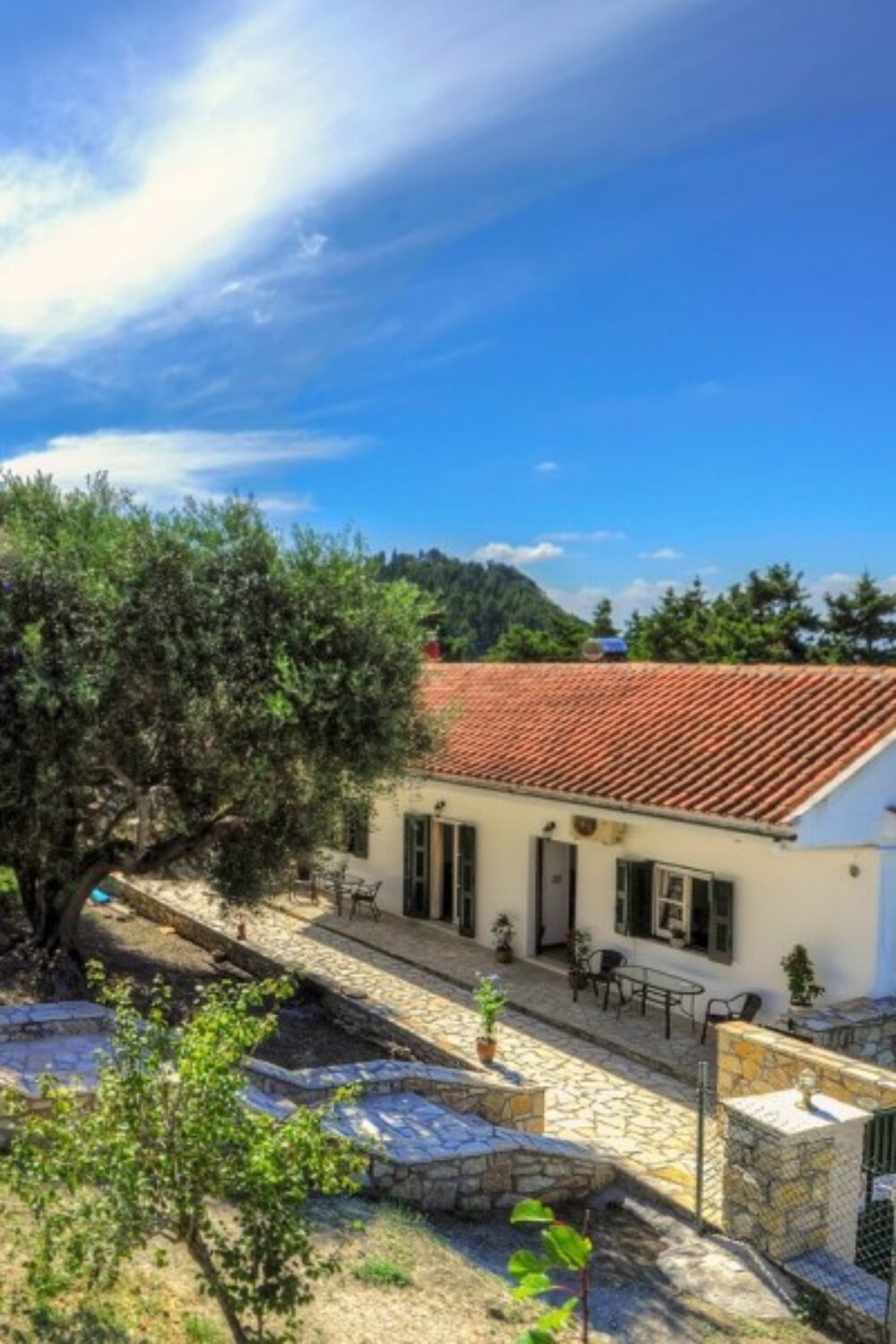 Faros House (35) – featured