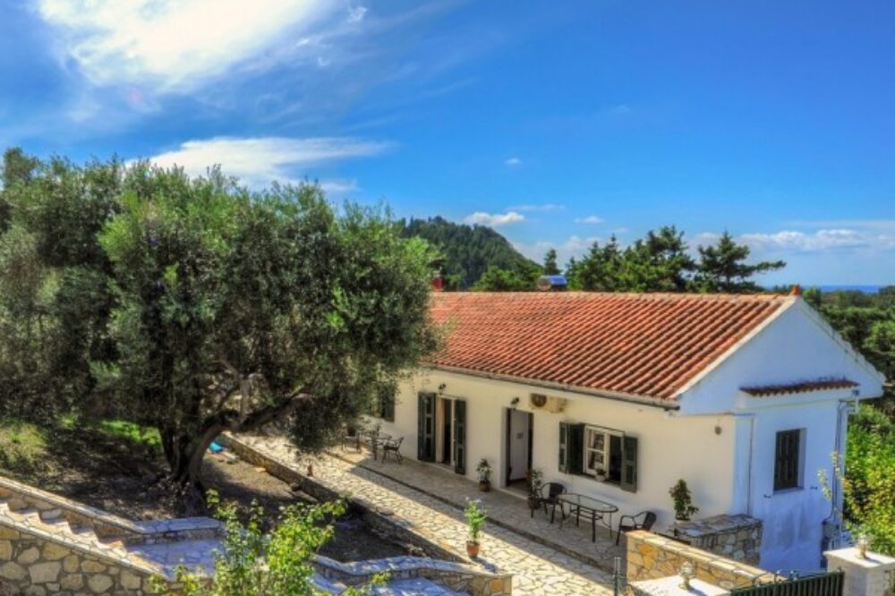 Faros House (35) – featured