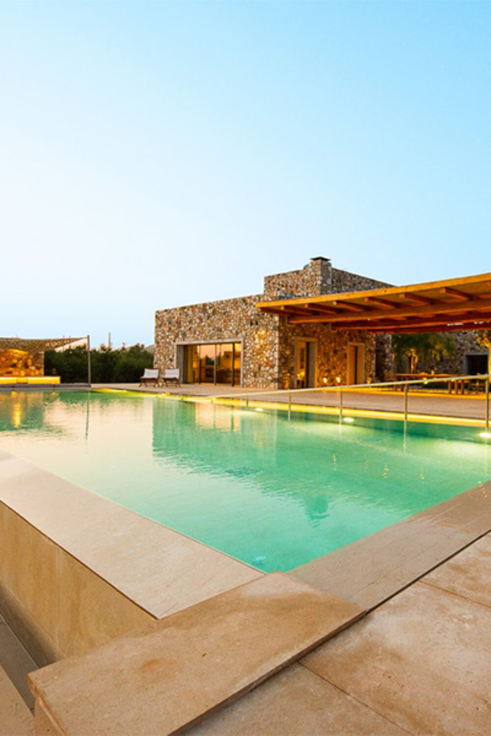 Villa Anna (featured)