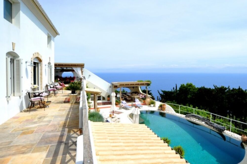 Villa Nero (19) – featured